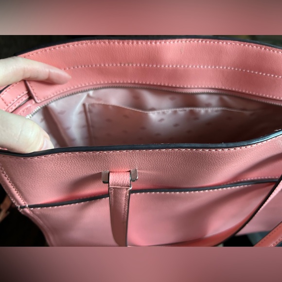 Kate Spade Handbag/Satchel - Picture 2 of 10